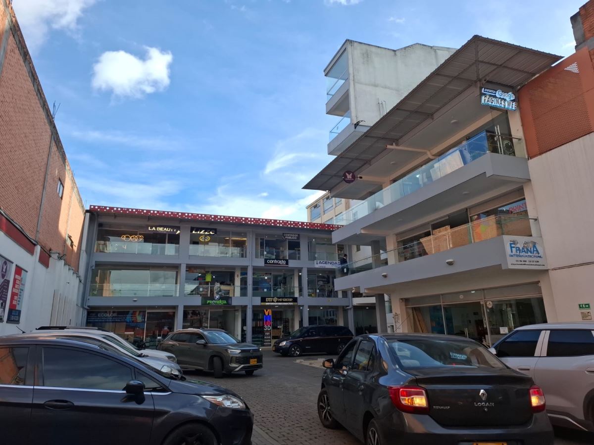 Local en Arriendo - La Calera, LA CALERA 3166