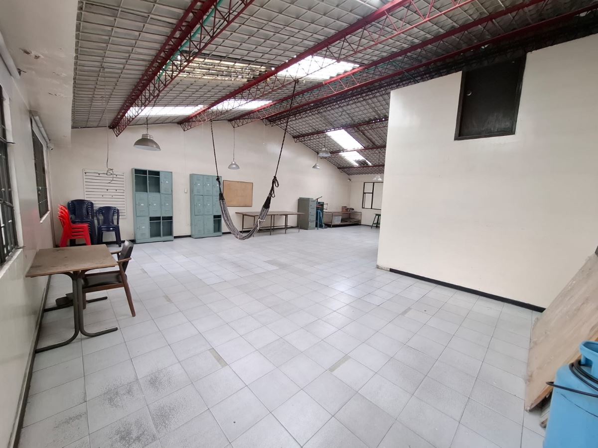 Casa en Arriendo - Bogota, SANTA ISABEL 6310