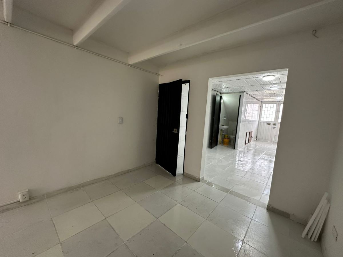 Casa en Venta - Bogota, COSTA AZUL 5486