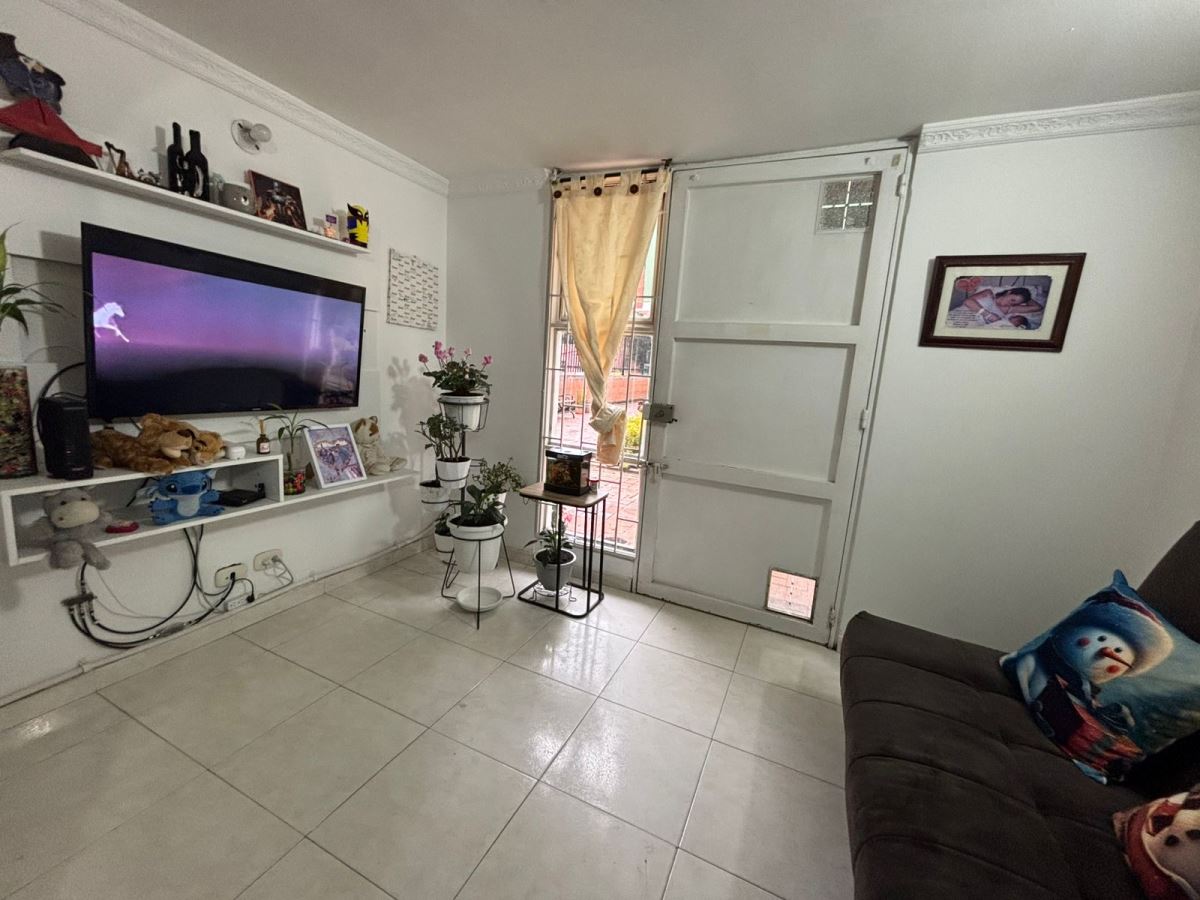 Casa en Venta - Bogota, SAN ANTONIO 5922
