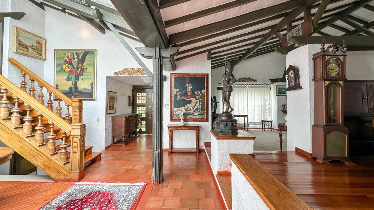 Casa en Arriendo - Bogota, NIZA 5950