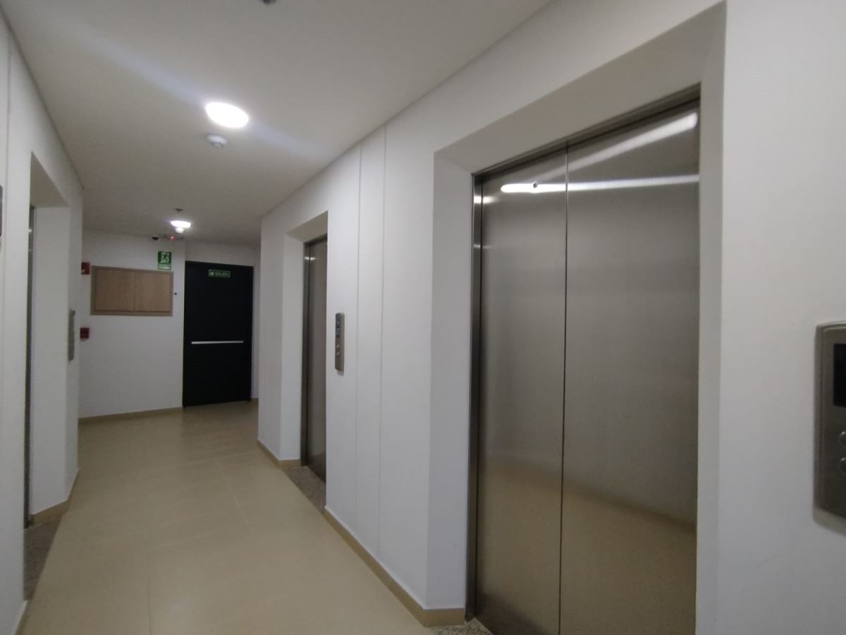 Apartamento en Arriendo - Bogota, SAN JOSÉ DE BAVARIA 4595