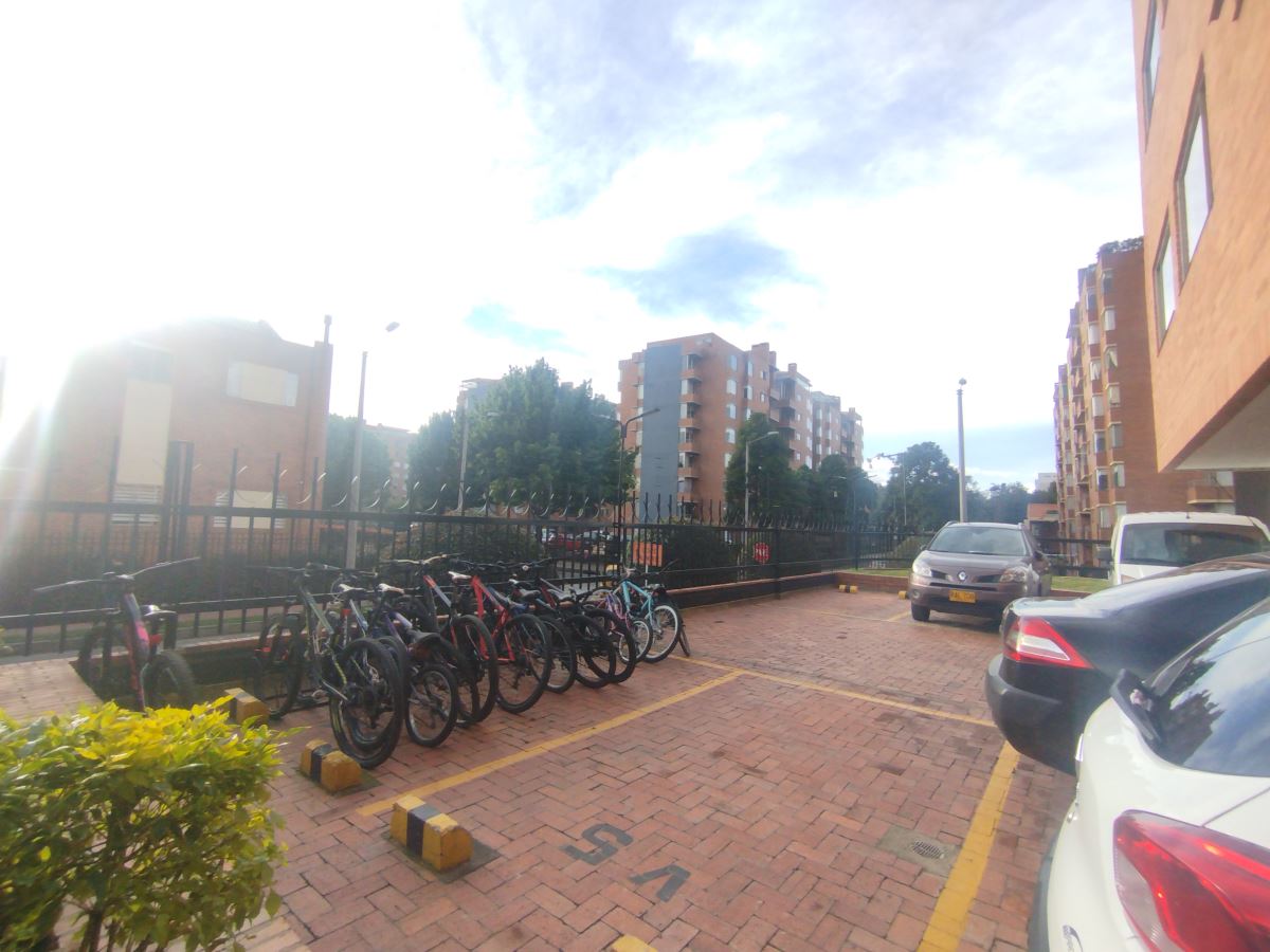 Apartamento en Arriendo - Bogota, COLINA NORTE 5966