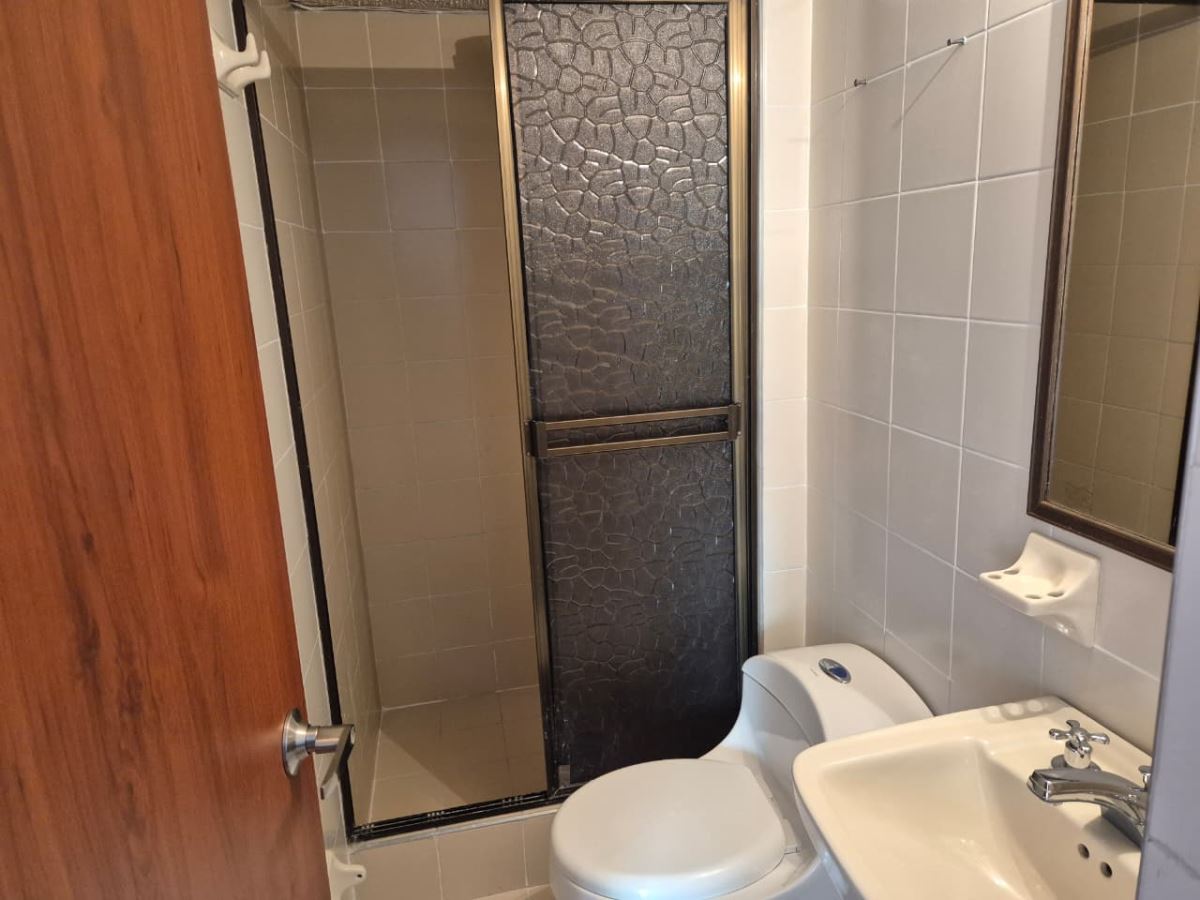 Apartamento en Arriendo - Bogota, SANTA TERESA 2140