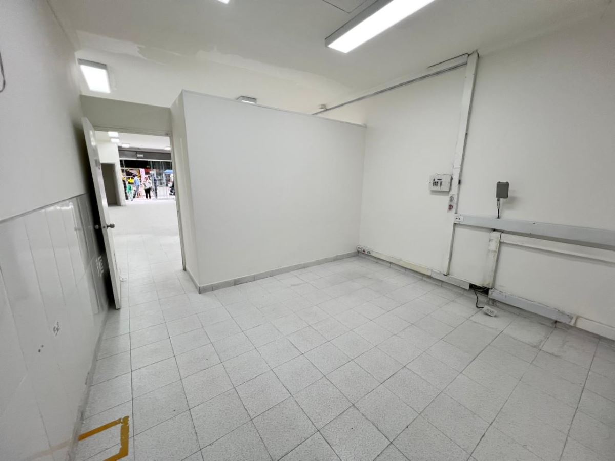 Local en Arriendo - Bogota, LAS NIEVES 5163