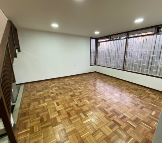 Casa en Arriendo - Bogota, LAGO GAITÁN 4976