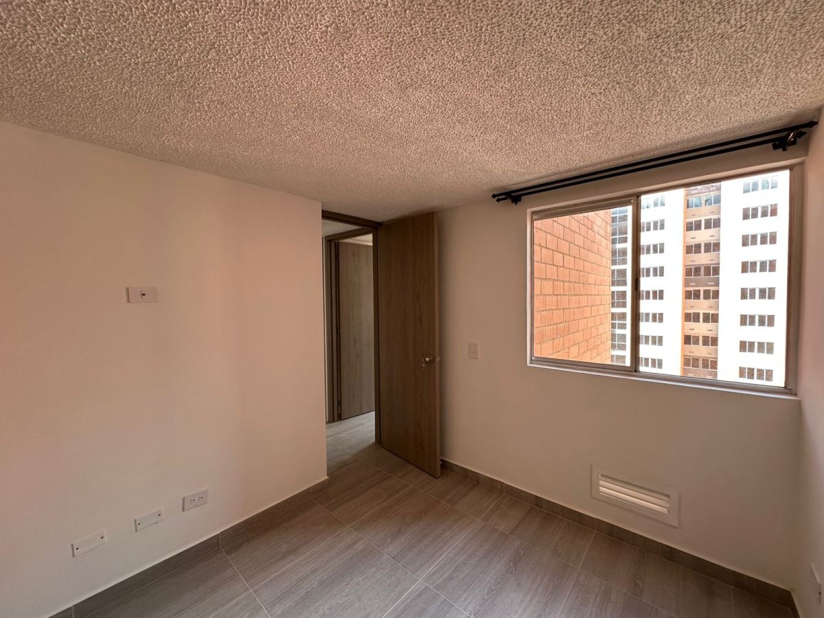 Apartamento en Arriendo - Bogota, LAS BRISAS 4961