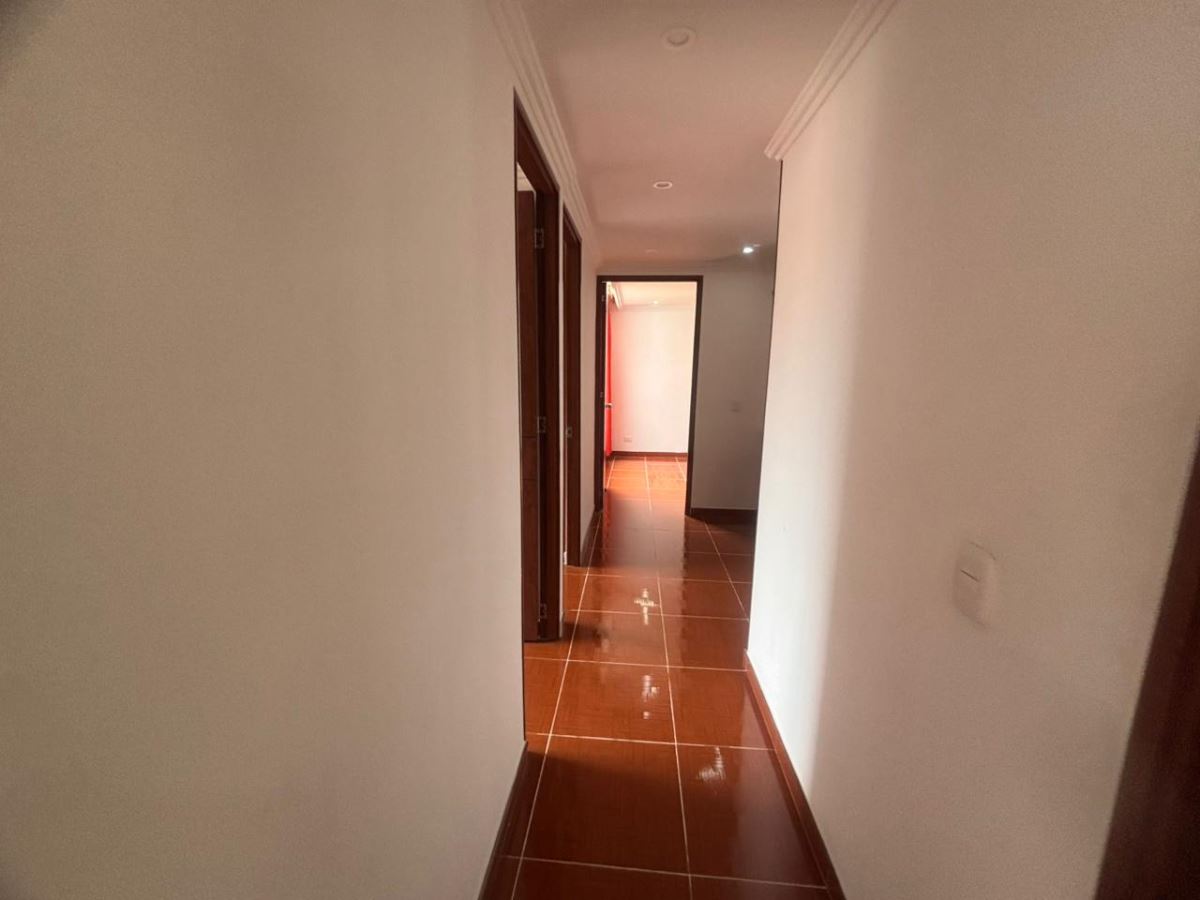 Apartamento en Venta - Madrid, SERREZUELA 4987