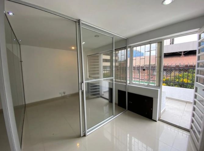 Oficina en Venta - Bogota, SANTA BARBARA ORIENTAL 5217