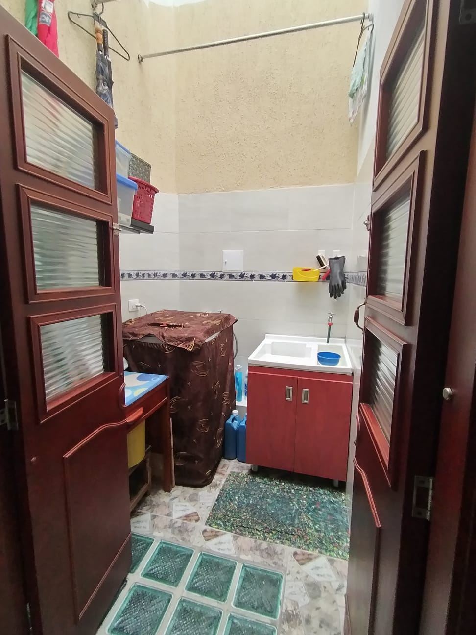 Casa en Venta - Bogota, PATIO BONITO I 6077