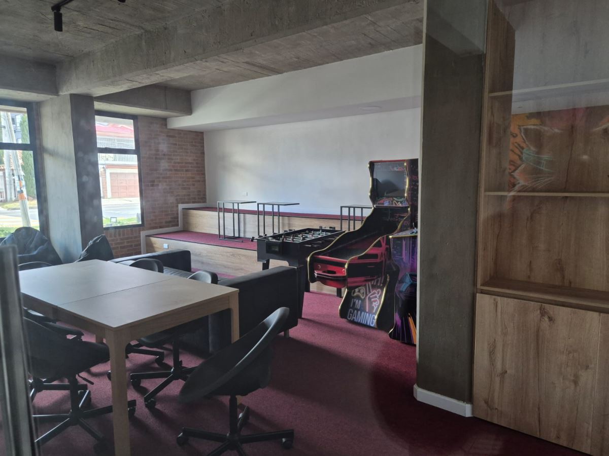 Apartamento en Arriendo - Bogota, LOS CEDROS 4745