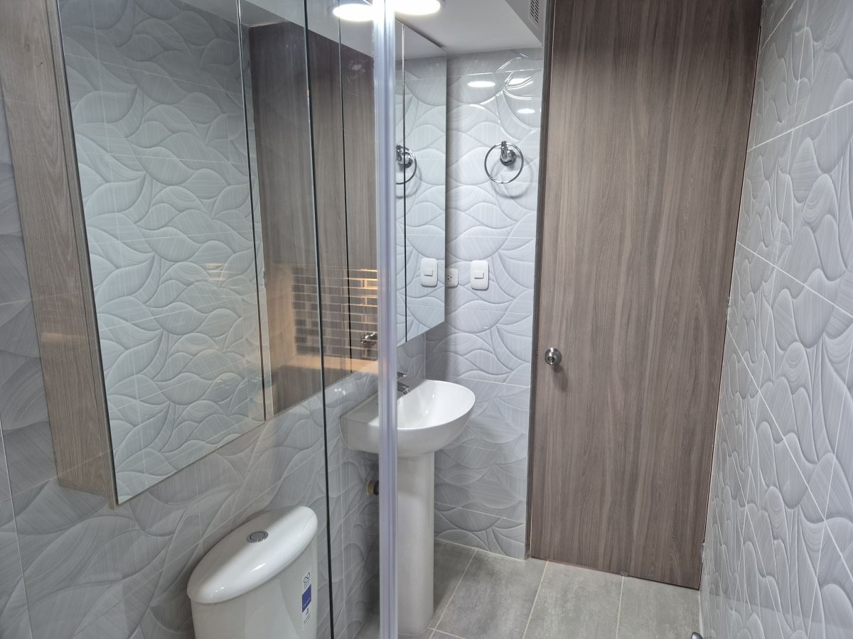 Apartamento en Arriendo - Bogota, EL REDIL 4677