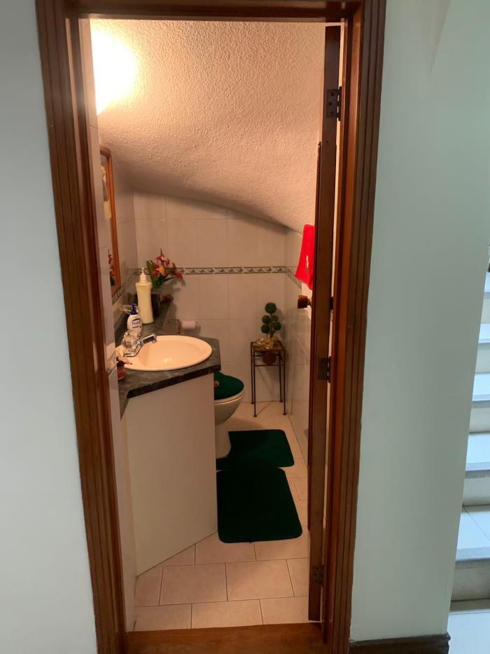 Casa en Venta - Bogota, LISBOA 2455