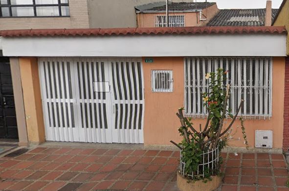 Casa en Venta - Bogota, SANTA ISABEL 2920