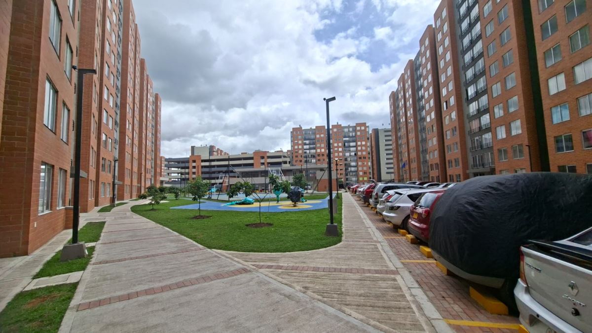 Apartamento en Arriendo - Madrid, RESERVA DE MADRID 6089