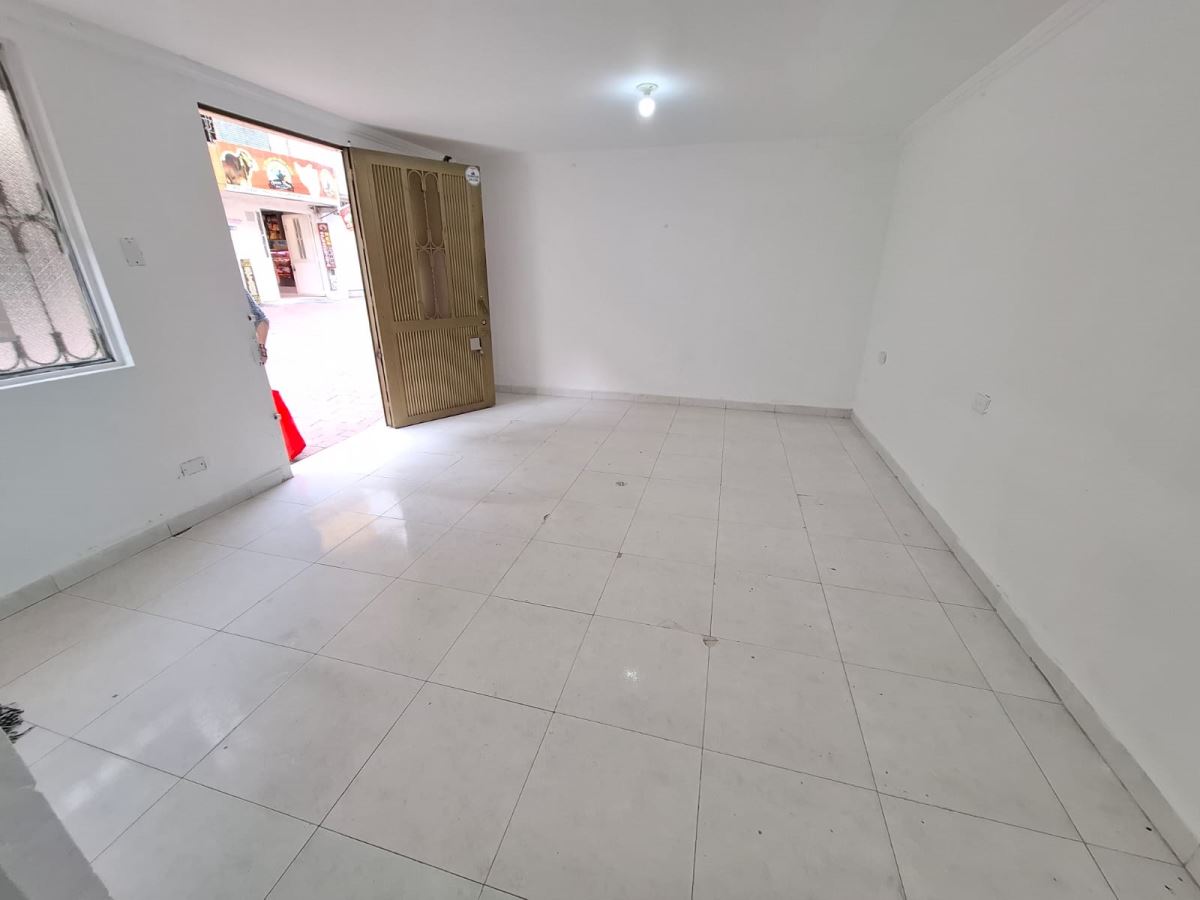 Local en Arriendo - Bogota, EL CHIRCAL SUR 6005