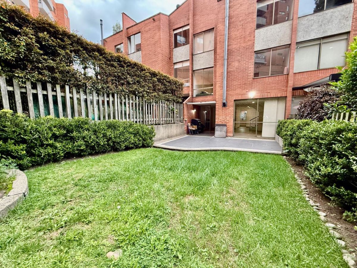 Casa en Venta - Bogota, GRATAMIRA 3796