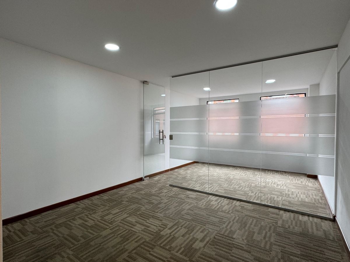 Oficina en Arriendo - Bogota, SAMPER 4953