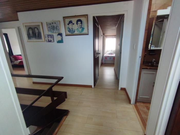 Casa en Venta - Bogota, PUENTE LARGO 2416