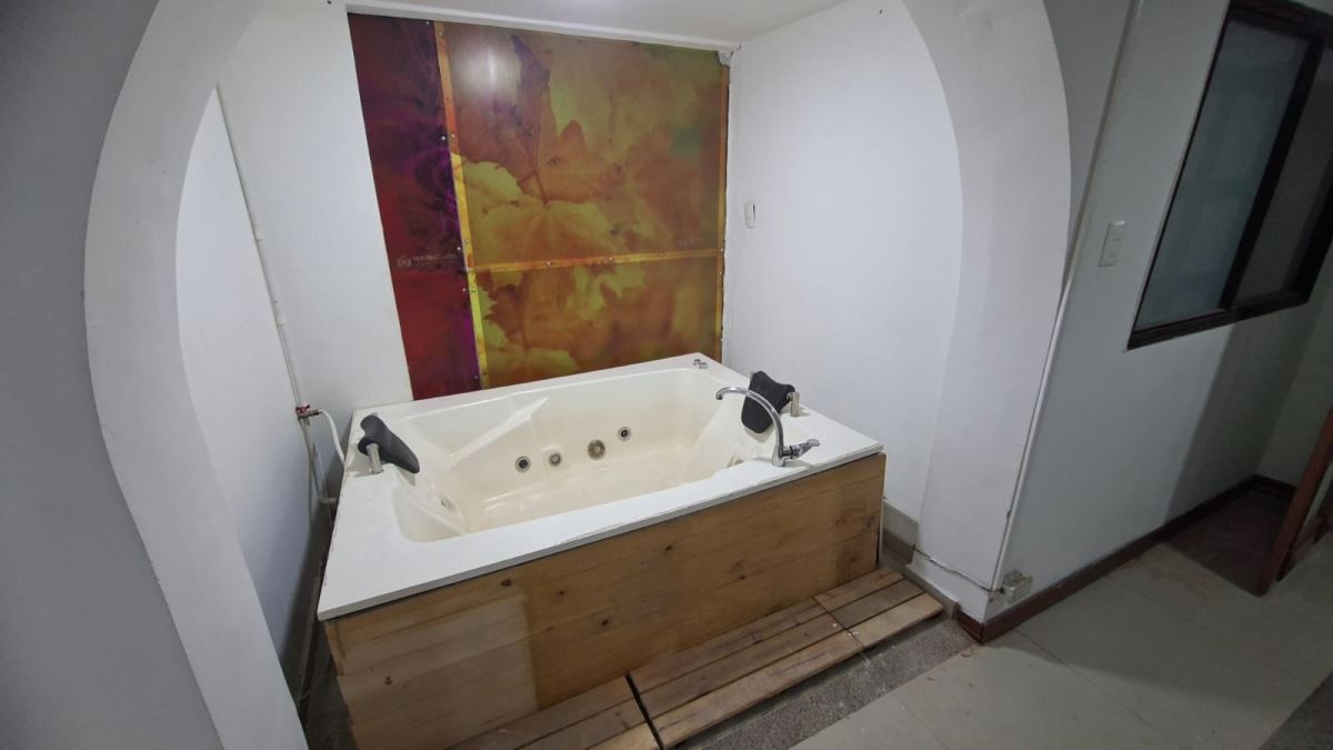 Casa en Arriendo - Bogota, SANTA PAULA 5180