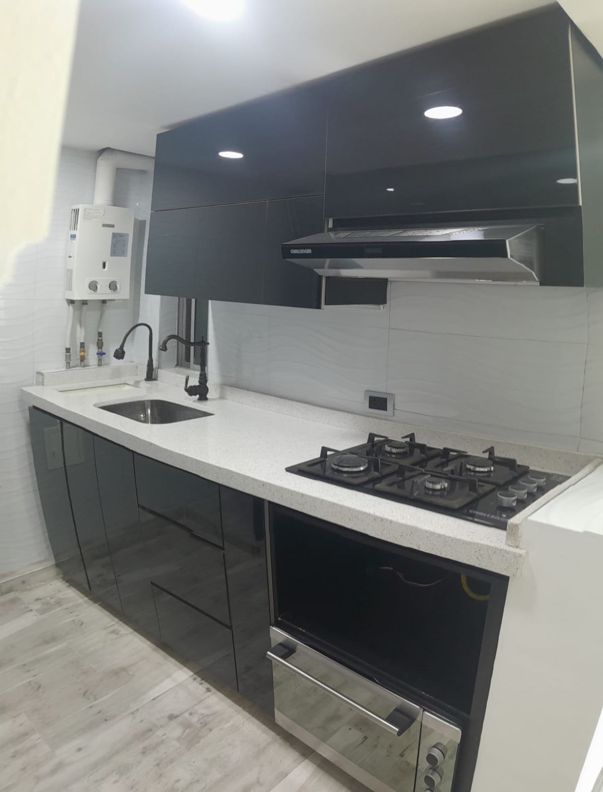Apartamento en Arriendo - Bogota, URB. MADELENA  3216