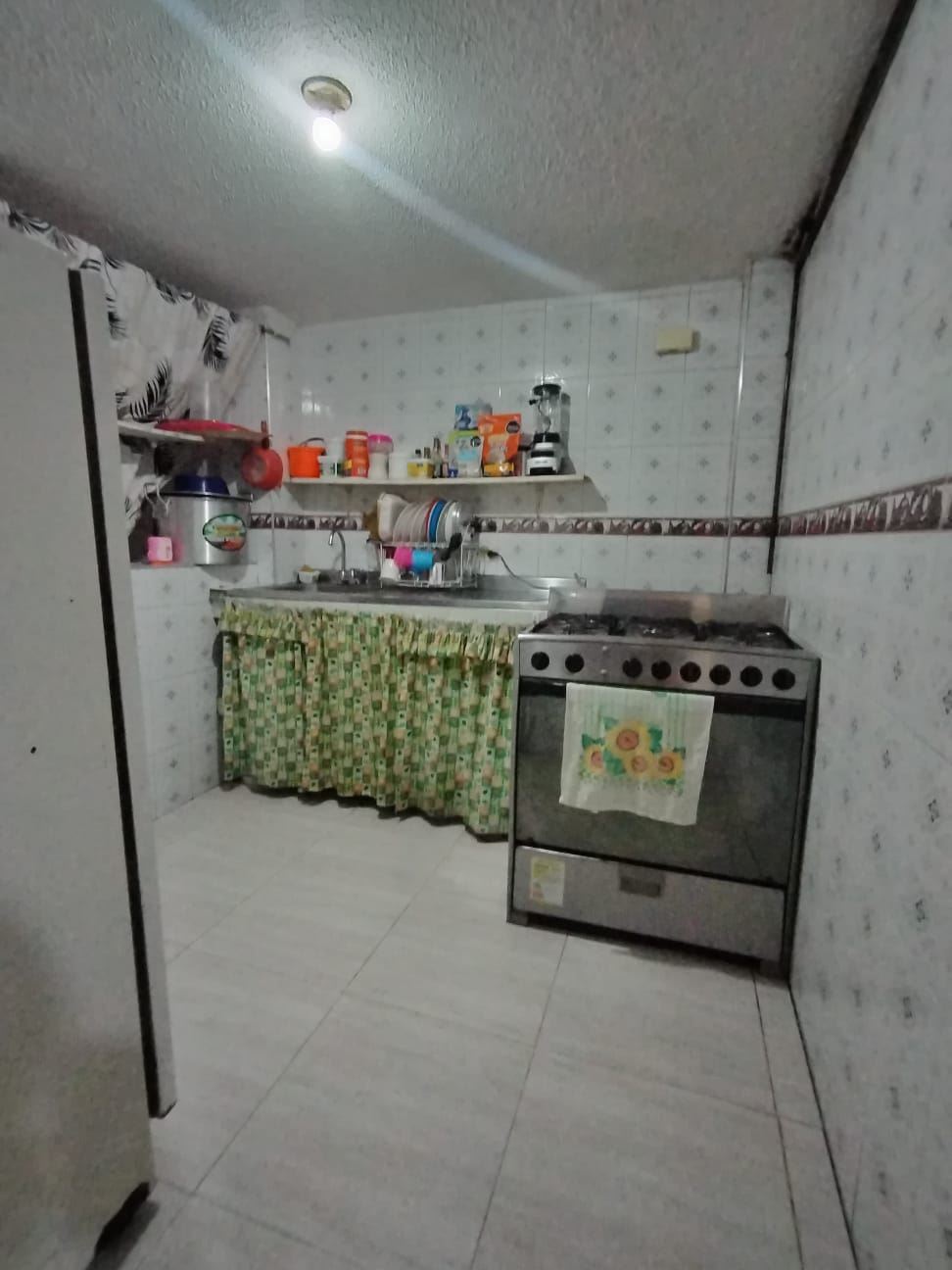 Casa en Venta - Bogota, PATIO BONITO I 6077