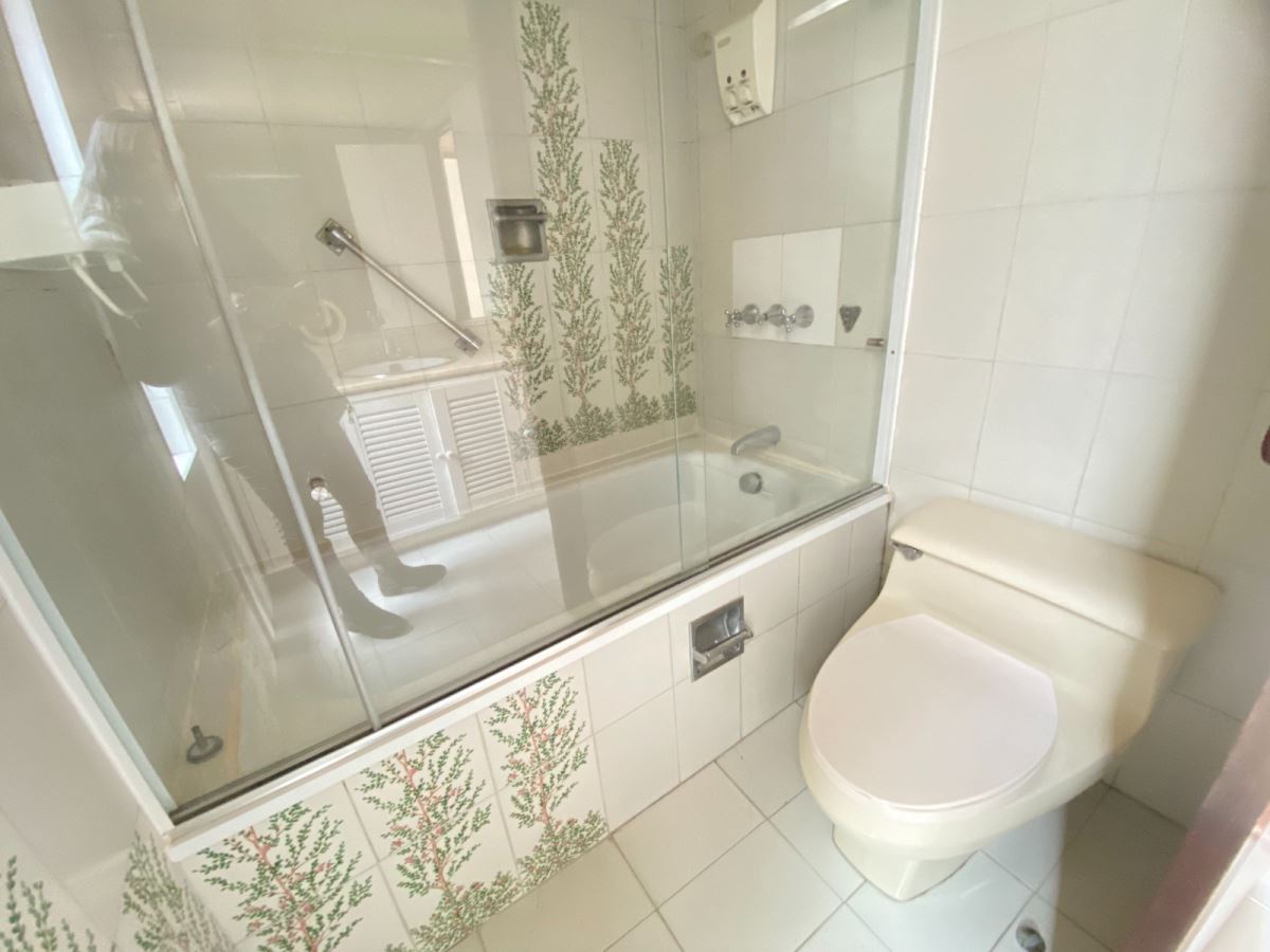 Apartamento en Arriendo - Bogota, LOS ROSALES 5617