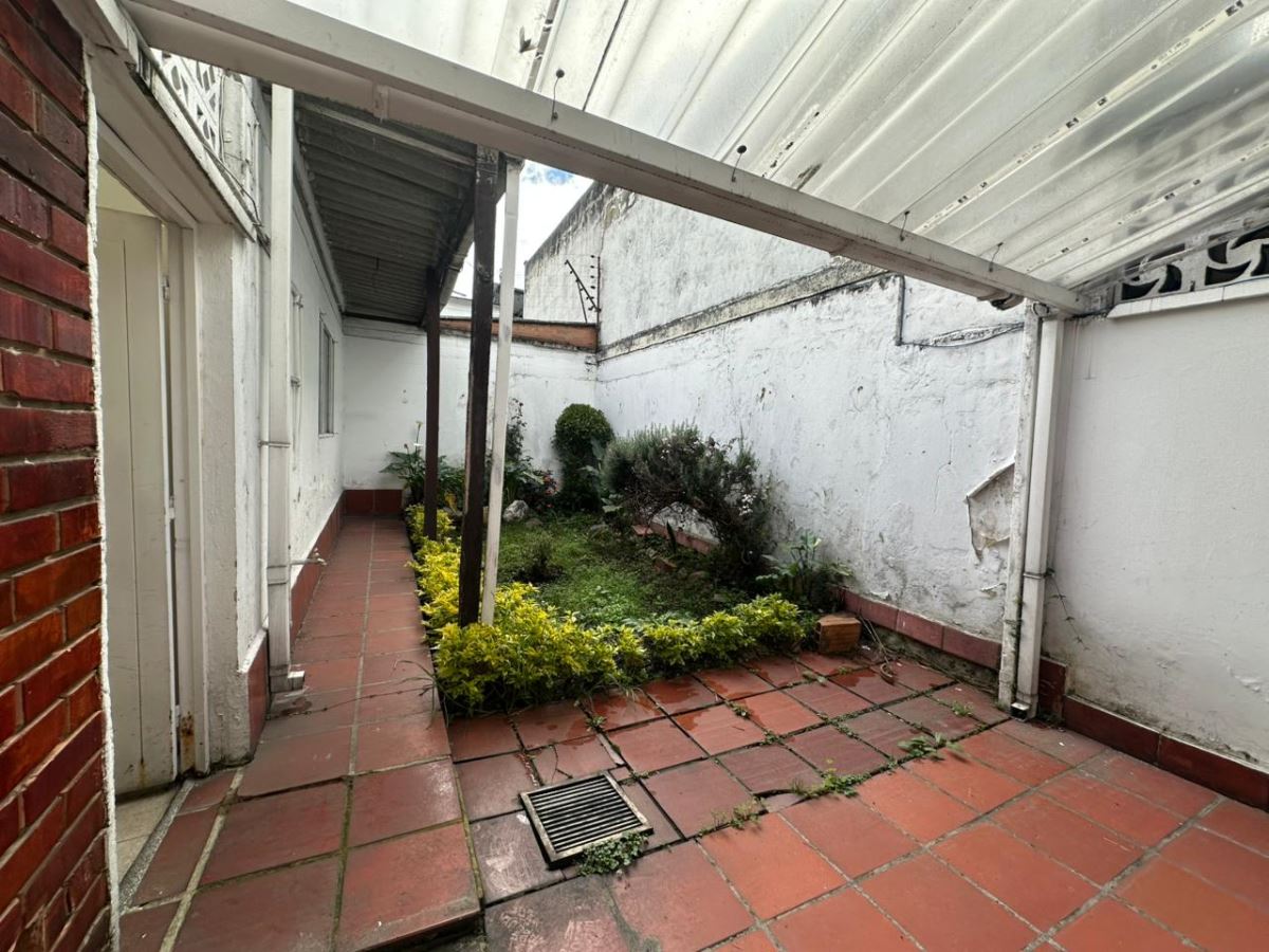 Casa en Venta - Bogota, POLO CLUB 5350
