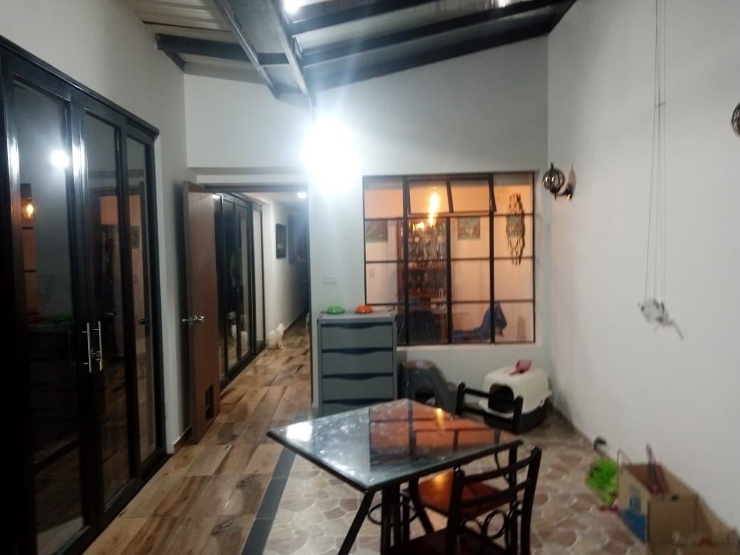 Casa en Venta - Bogota, SAN LUIS 2940