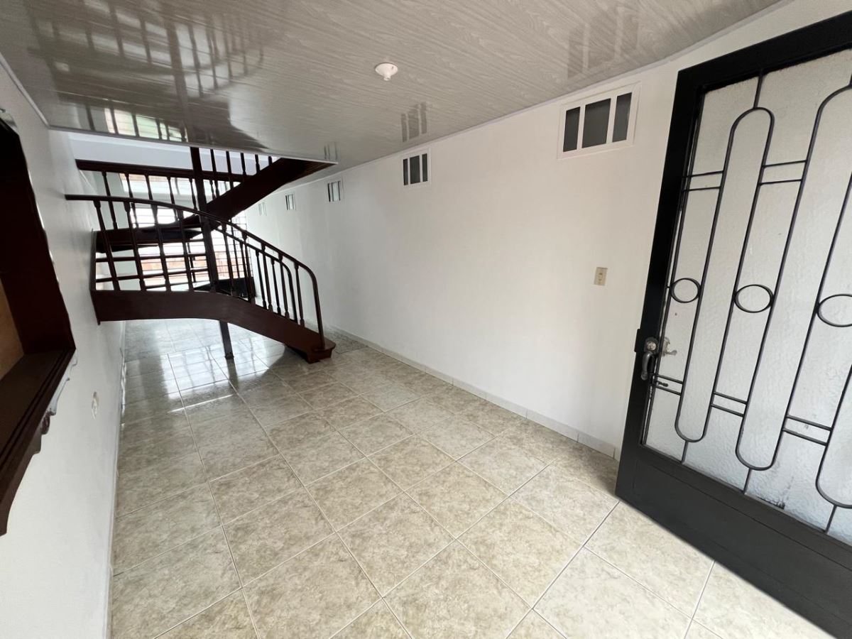 Casa en Arriendo - Bogota, SAN FELIPE 4959