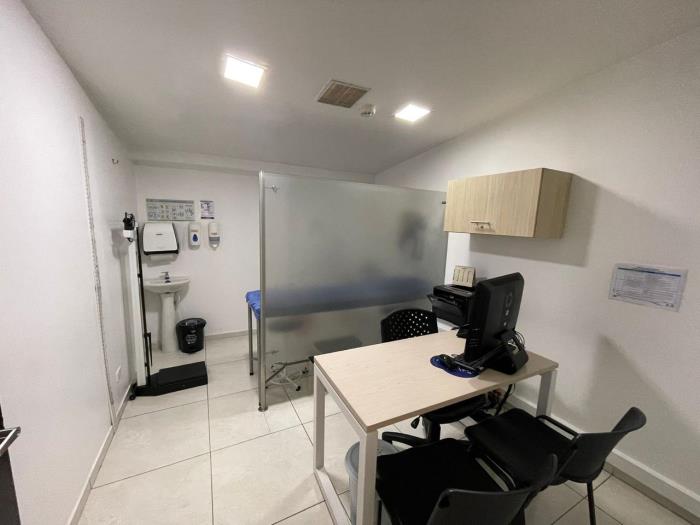 Casa en Venta - Bogota, SANTA BÁRBARA 2161