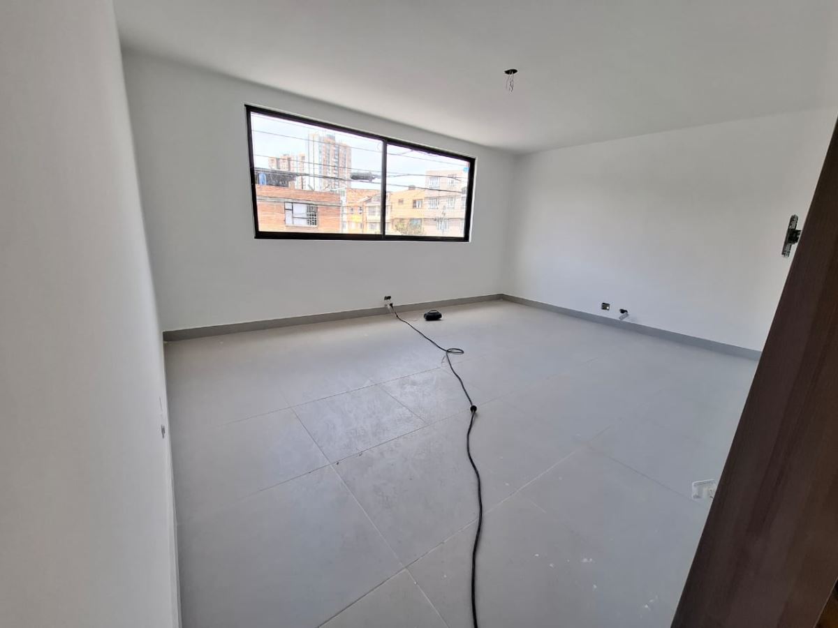 Oficina en Arriendo - Bogota, COMUNEROS 4675