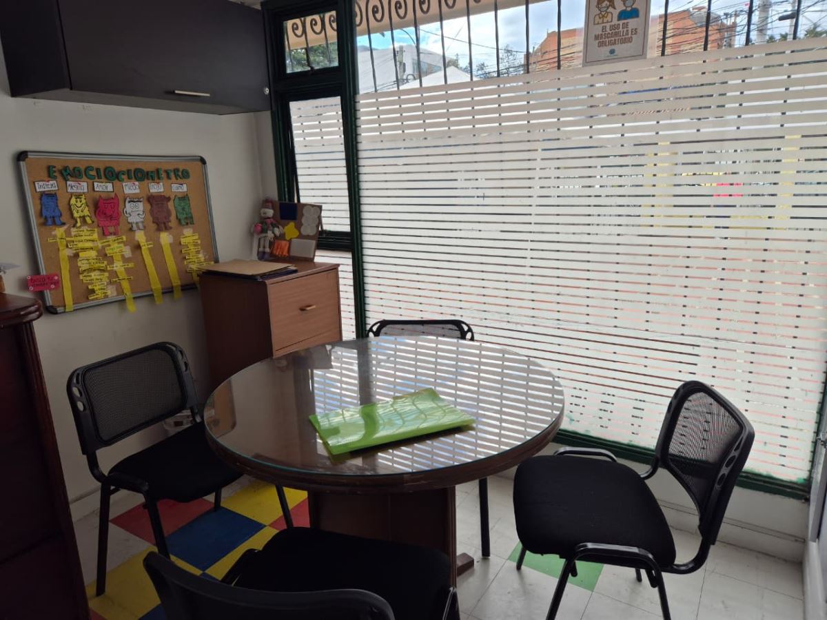 Casa en Arriendo - Bogota, CEDRITOS 4746