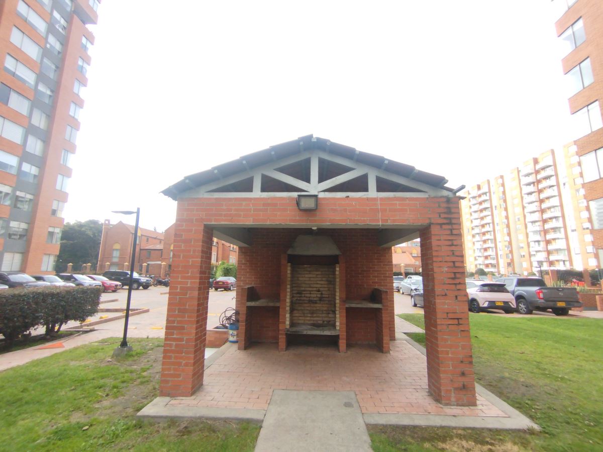 Apartamento en Arriendo - Bogota, COLINA NORTE 6164