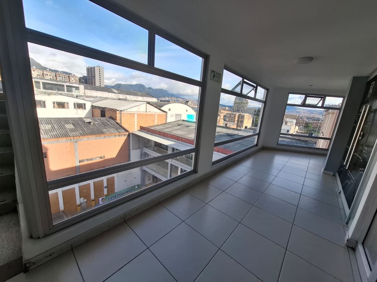 Local en Arriendo - Bogota, RICAURTE 6235