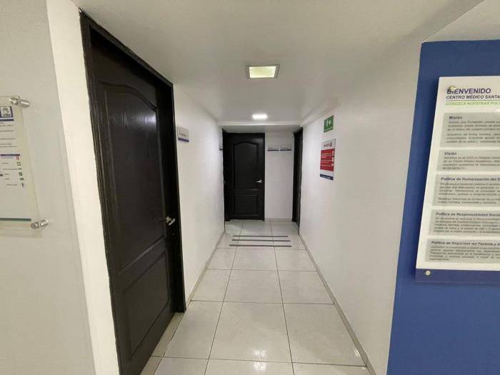 Casa en Venta - Bogota, SANTA BÁRBARA 2161