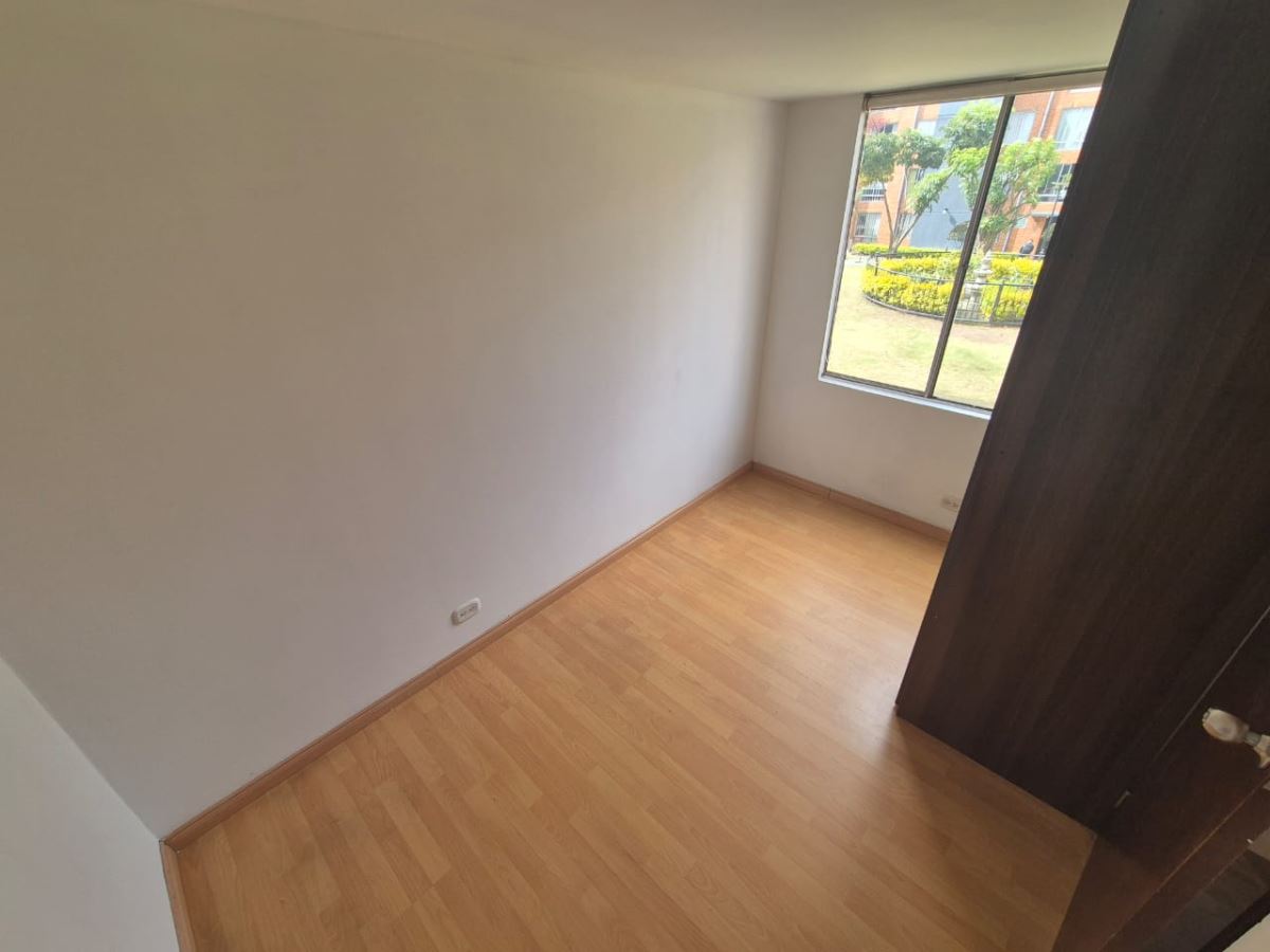 Casa en Arriendo - Bogota, CASTILLA 1370
