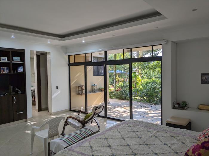 Casa en Venta - Silvania,  2267