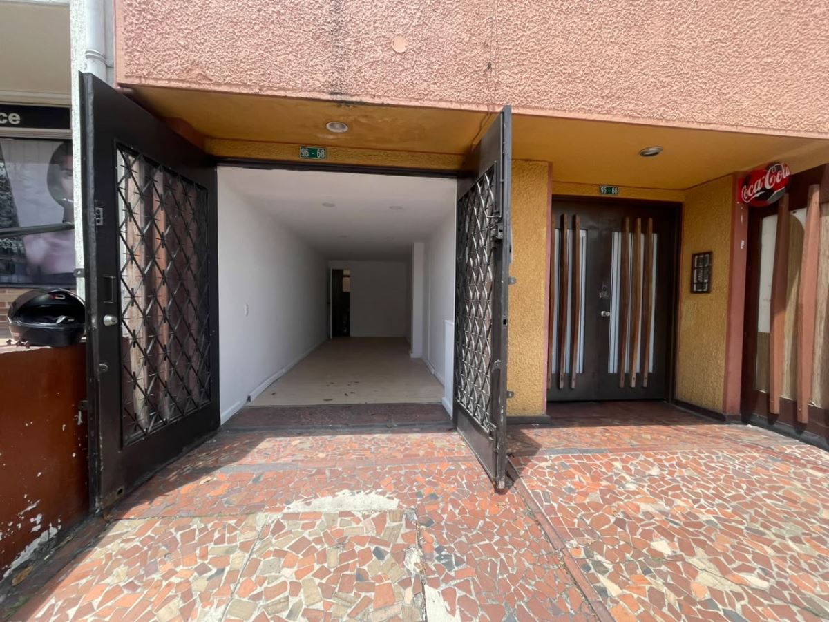 Local en Arriendo - Bogota, LOS ANDES 6370