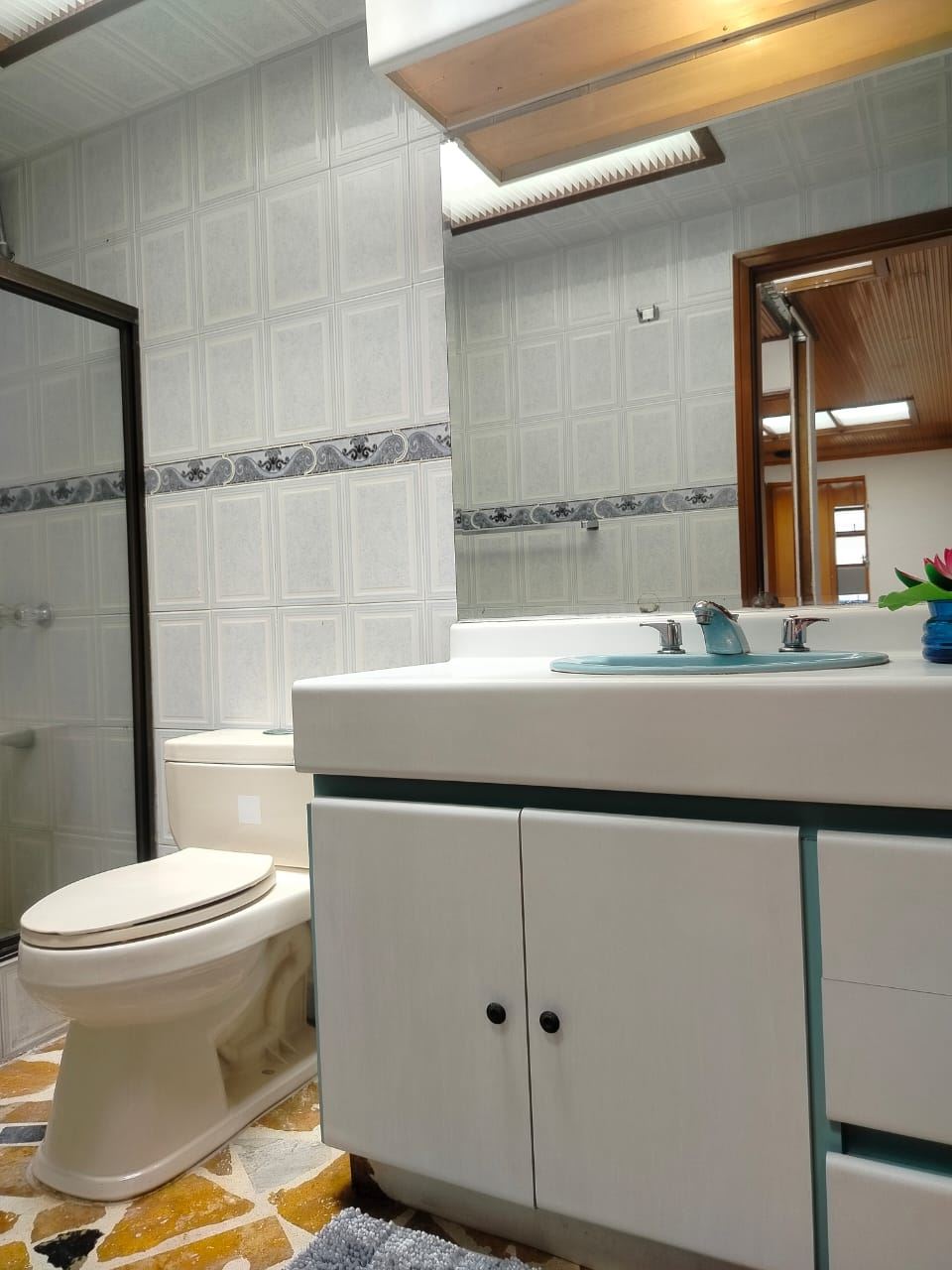 Casa en Venta - Bogota, NUEVA AUTOPISTA 4720