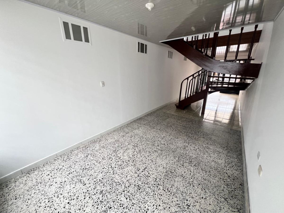 Casa en Arriendo - Bogota, SAN FELIPE 4959