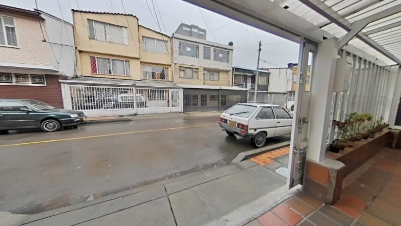 Casa en Venta - Bogota, SANTA ISABEL 4284