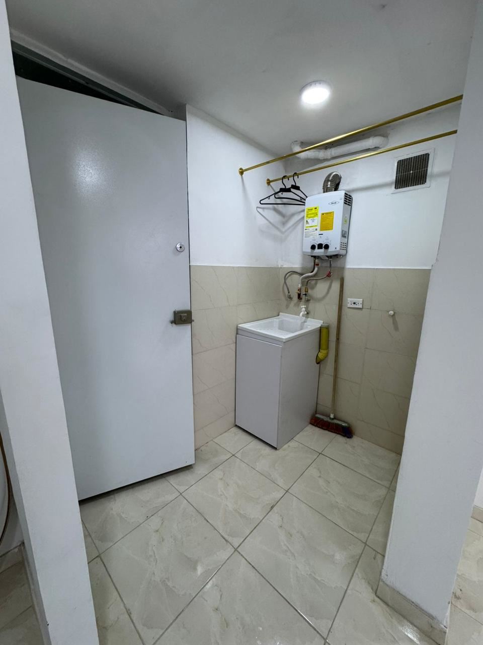 Apartamento en Arriendo - Bogota, NUEVA CASTILLA 4168