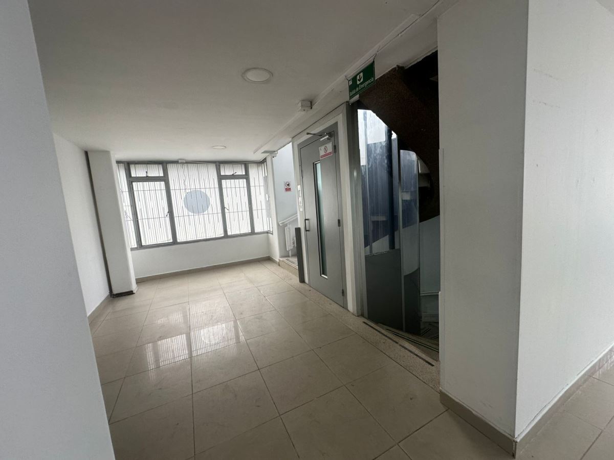 Local en Arriendo - Bogota, QUINTA PAREDES 4684