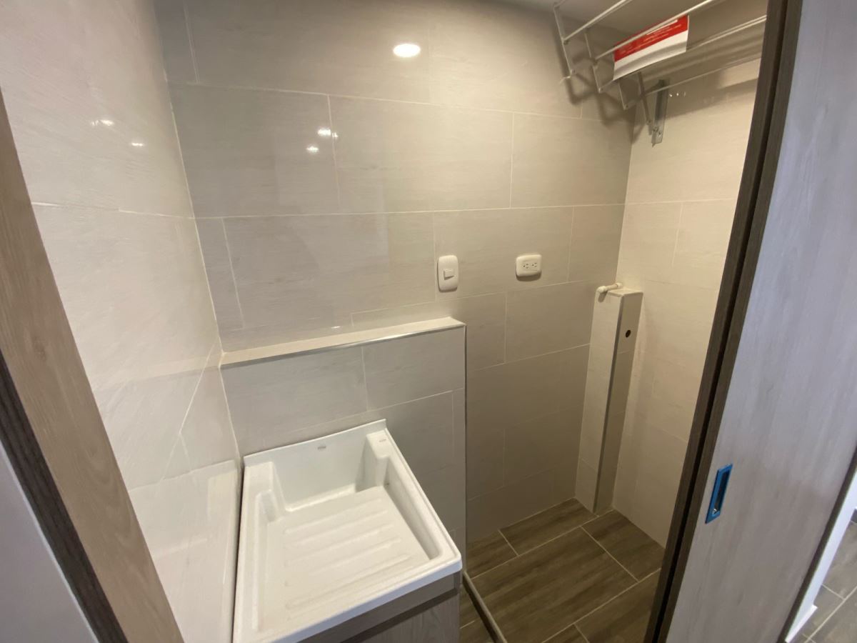 Apartamento en Arriendo - Bogota, BARRANCAS 4174