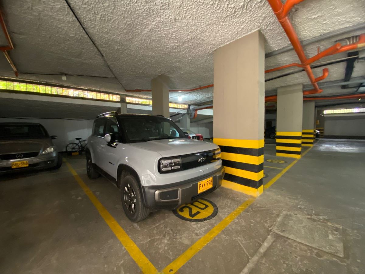 Oficina en Arriendo - Bogota, EL CHICÓ 5070