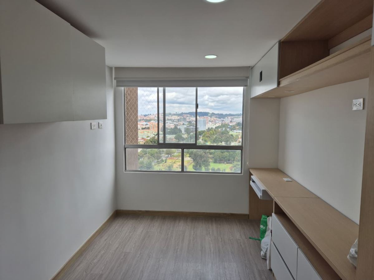 Apartamento en Arriendo - Bogota, EL REDIL 4869