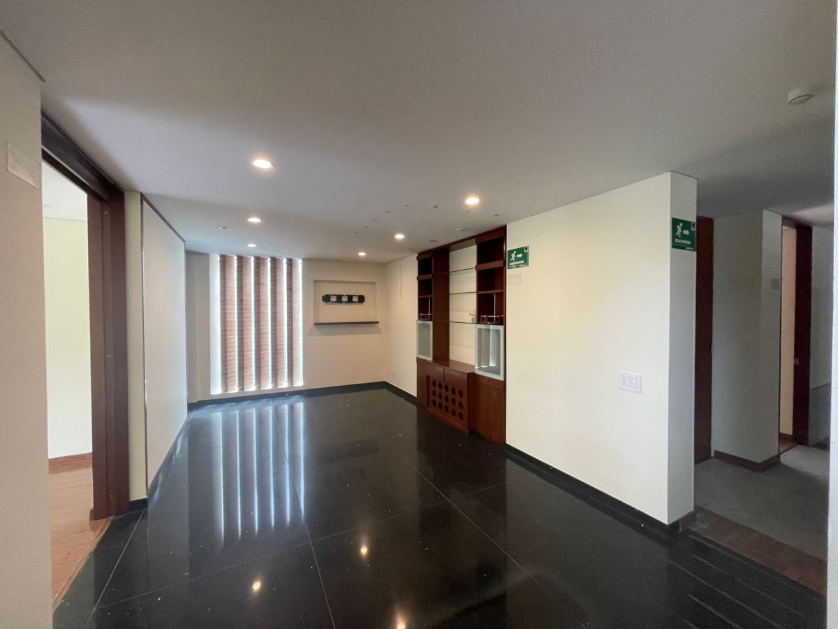 Casa en Arriendo - Bogota, ALHAMBRA 6053