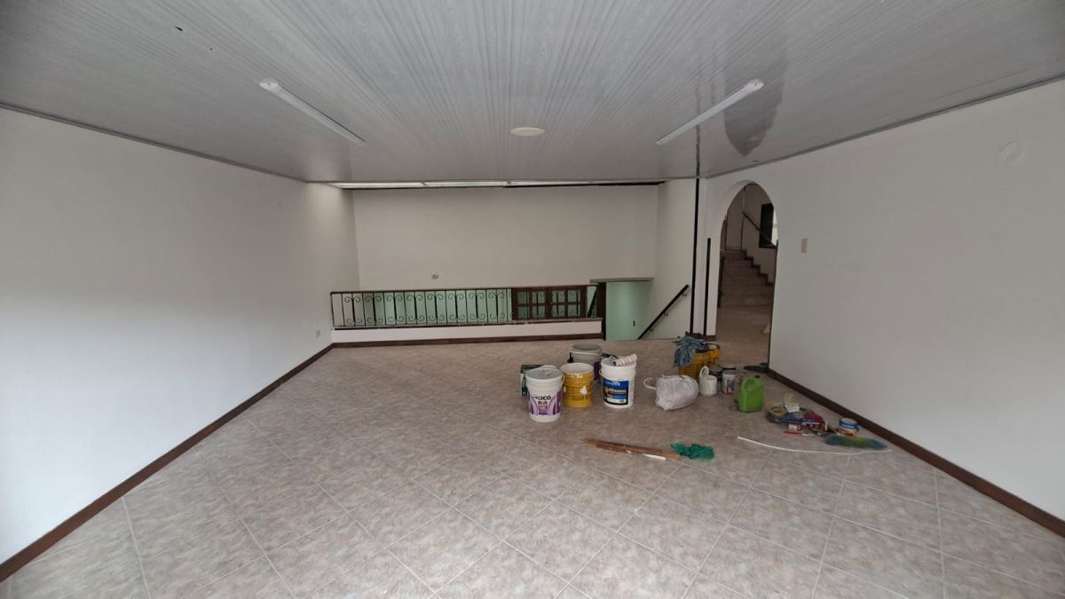 Casa en Arriendo - Bogota, SANTA PAULA 5180