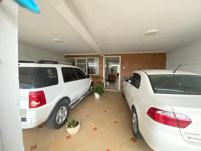 Casa en Venta - Bogota, POLO CLUB 2683